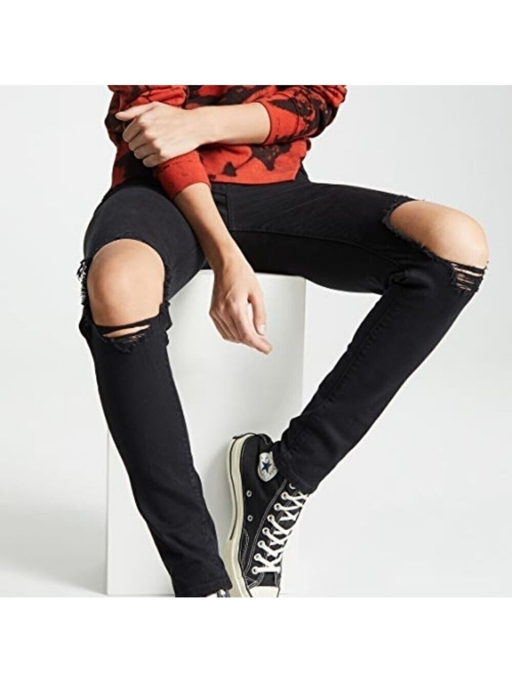 Aritzia Levi’s 721 High Rise Skinny Jeans Ripped Knees 29
